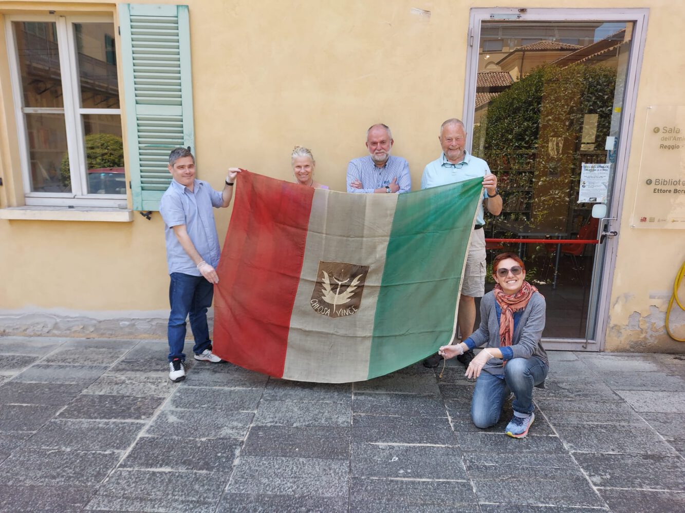 Una visita a sorpresa dalla Gran Bretagna sulle tracce di Villa Rossi